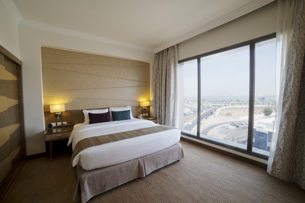 Golden Tulip Dammam Corniche Hotel Dış mekan fotoğraf